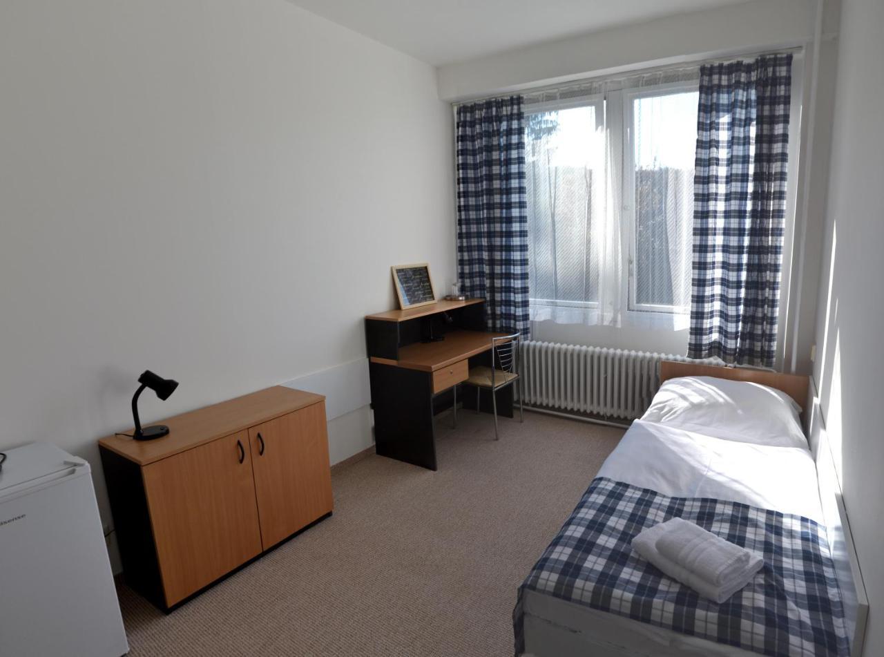 Hotel Hlaska Zlenice Chambre photo